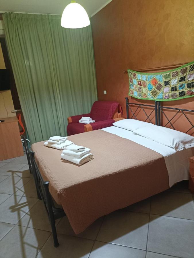 La Chiave Di Fa Bed & Breakfast Fiumicino Exterior foto
